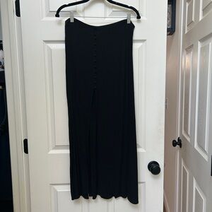 Express Black Button-Front Maxi Skirt with Slit